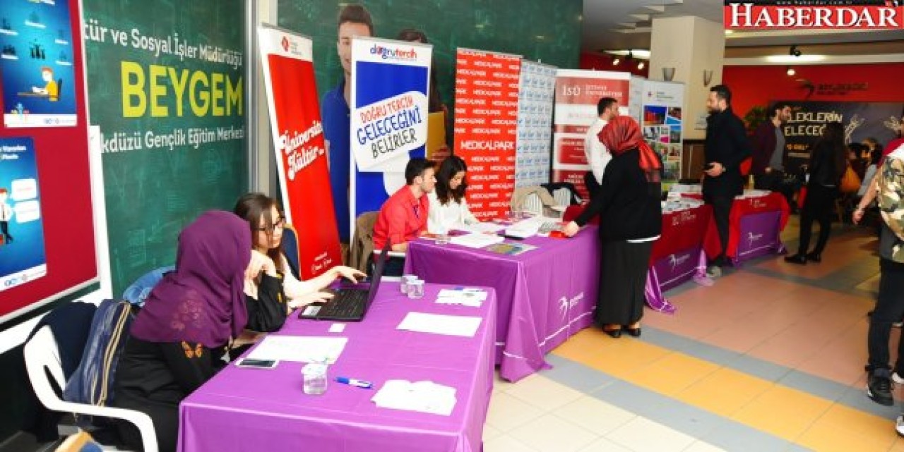 Mesleklerin geleceği konuşuldu