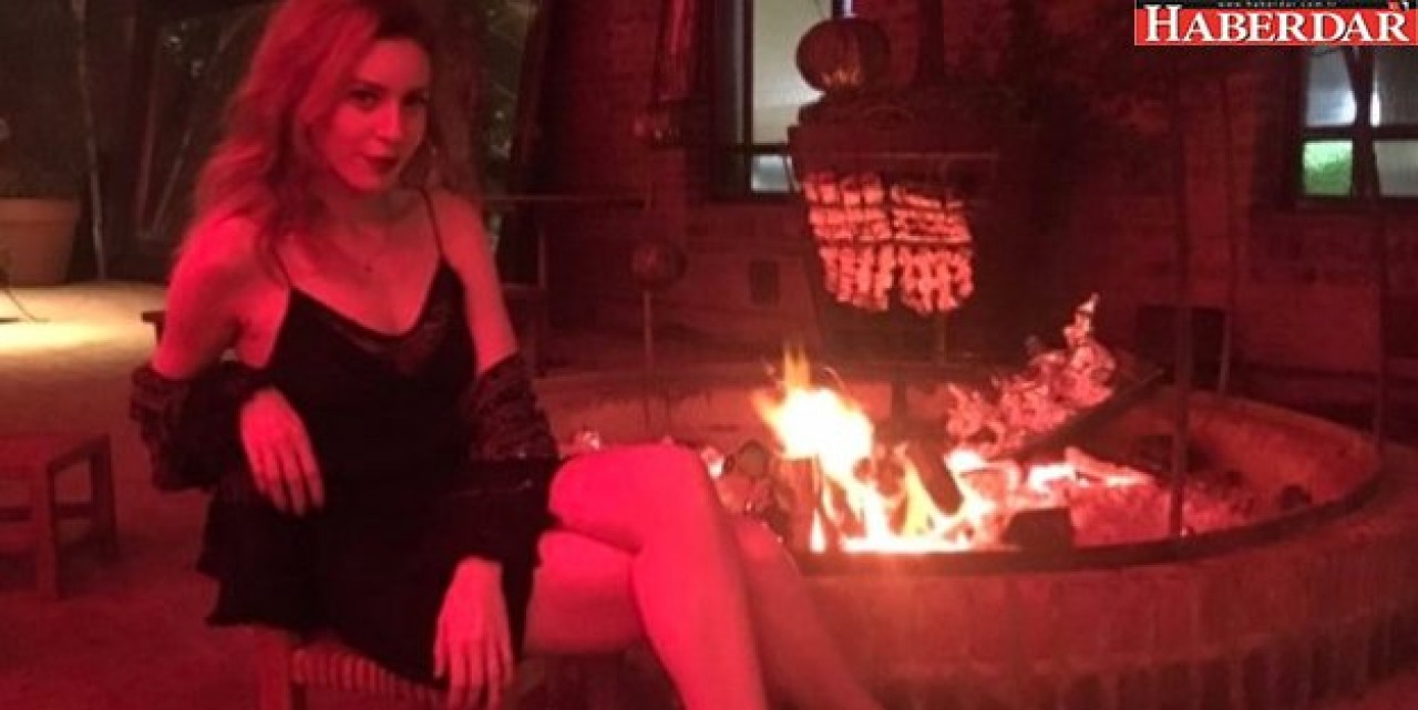 Sinem Kobalın Gecelikli Pozu Sosyal Medyada Olay Oldu