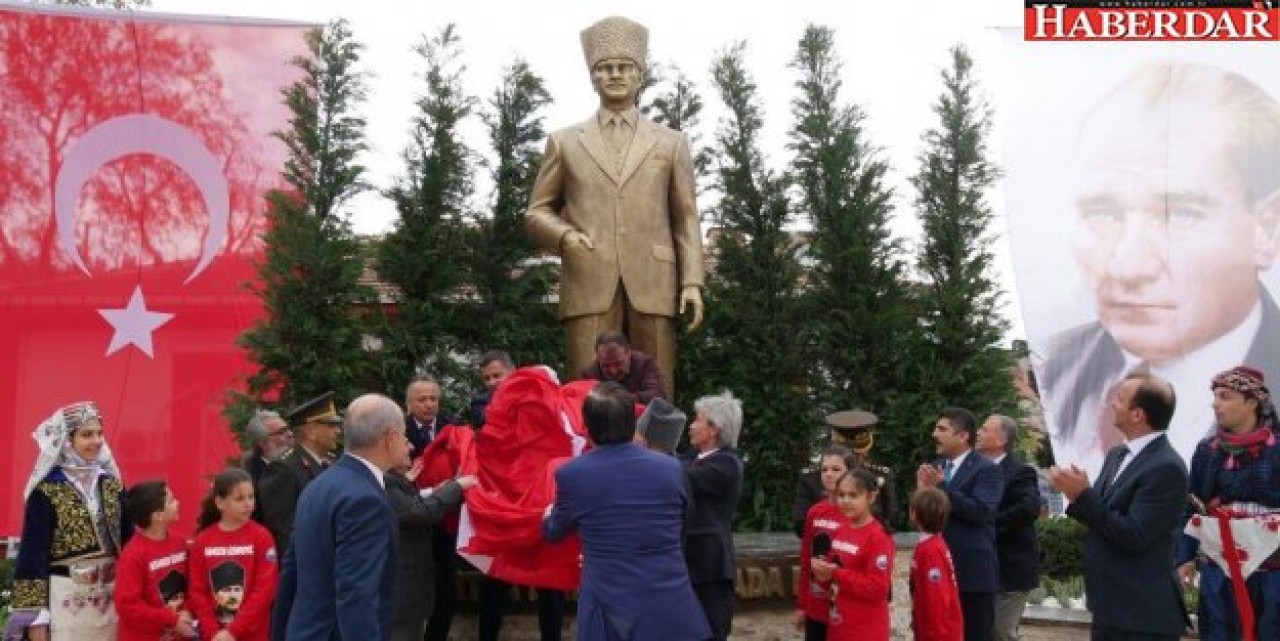 Büyükçekmece’ye Atatürk Meydanı