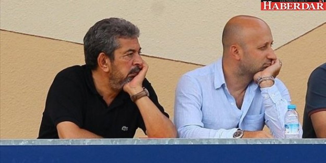 Galatasarayda Mehmet Özbek bıraktı