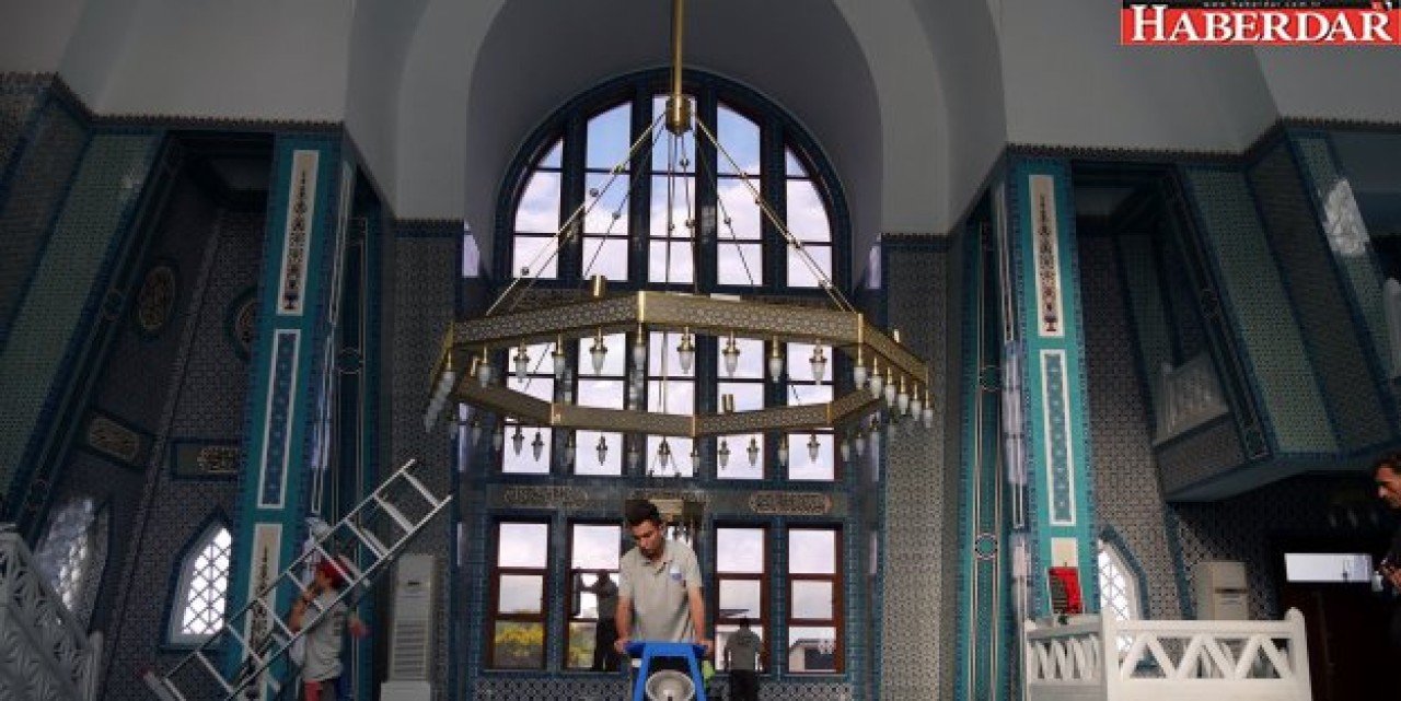 Büyükçekmece’nin camileri Ramazan’a hazır