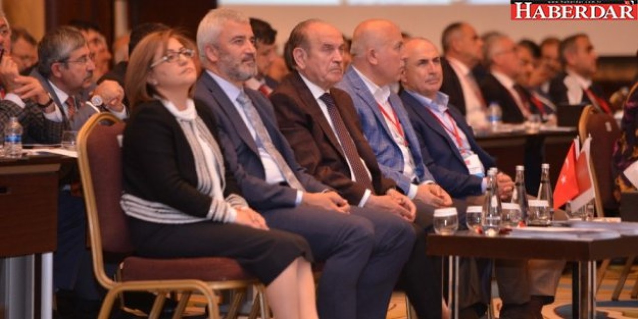 Akgün yeniden TBB Encümenine seçildi