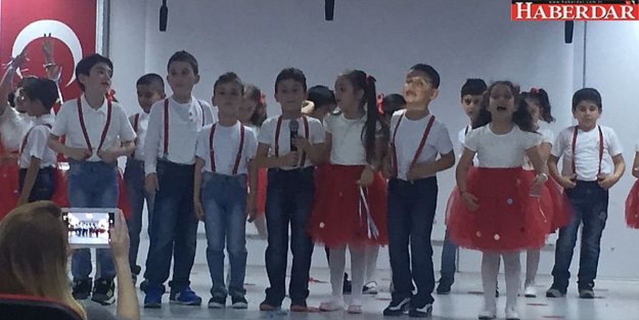 Okumaya geçen Cumhuriyet çocukları bayram yaptı