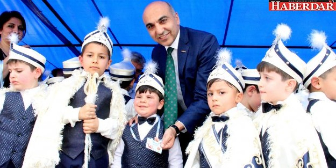 BAKIRKÖY’DE SÜNNET ŞÖLENİ COŞKUSU YAŞANDI