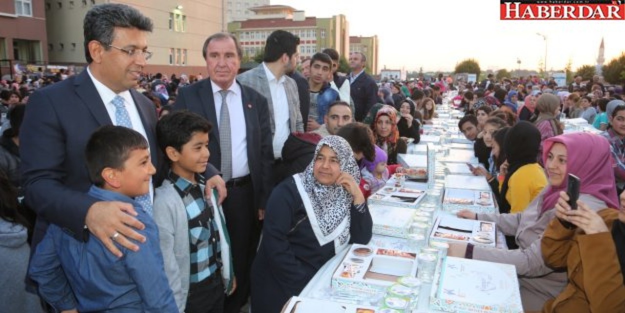 BAŞKAN KARADENİZDEN TREN MÜJDESİ