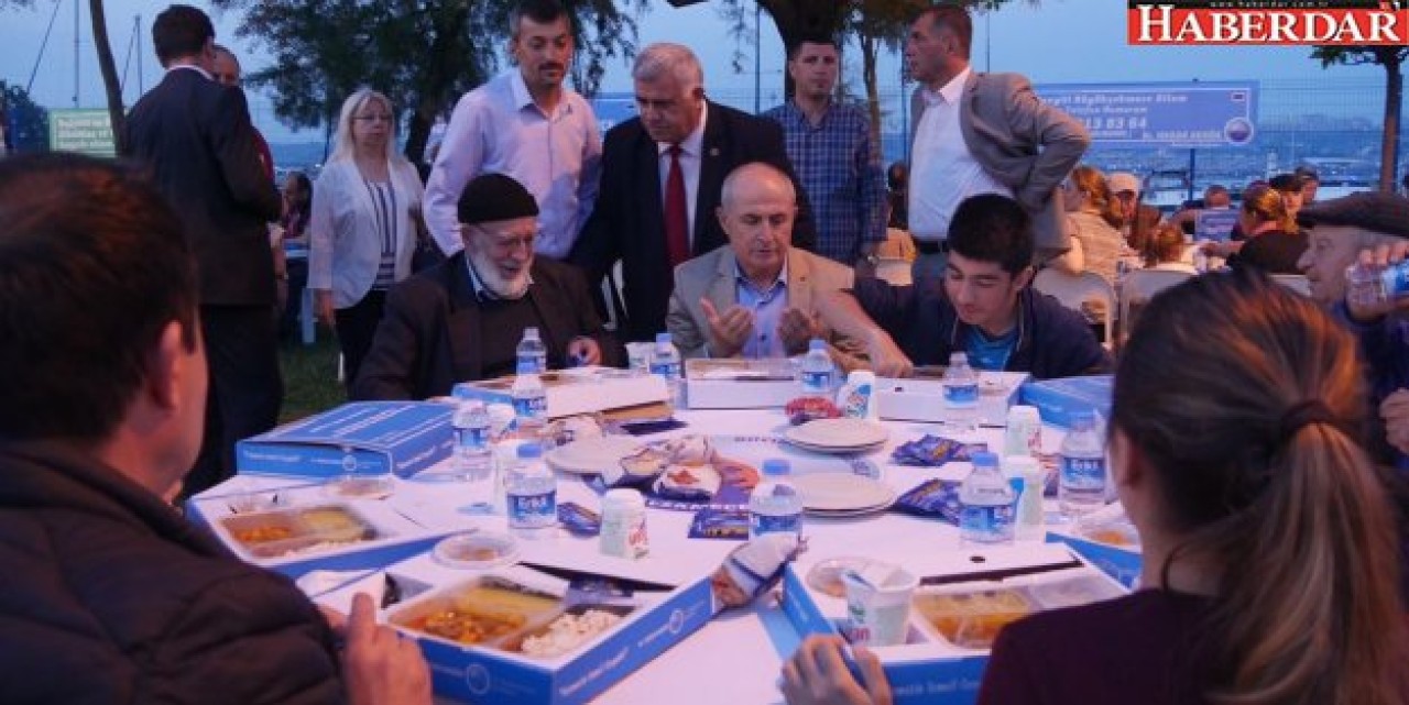 Büyükçekmece ailesi Mimarsinan sahilinde buluştu