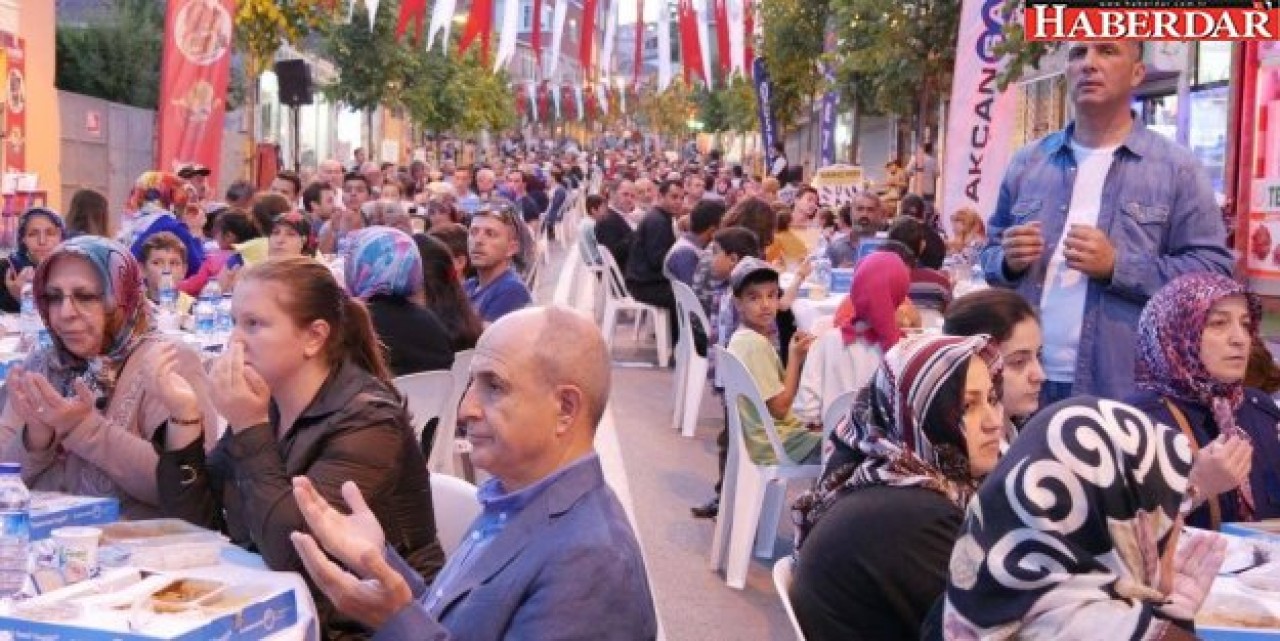 Tepecik mahalle iftarına yoğun ilgi