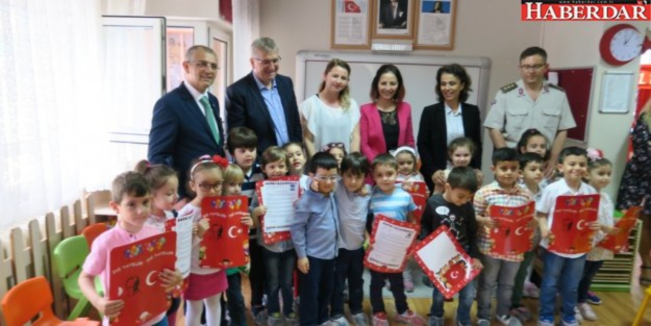 Başkan Öğrencilerin Karne Heyecanına Ortak Oldu