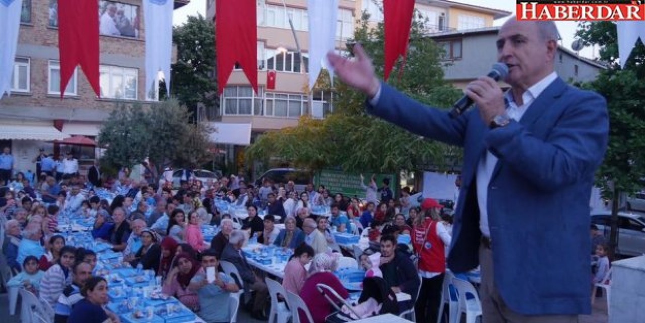Celaliye ailesi geleneksel mahalle iftarında buluştu