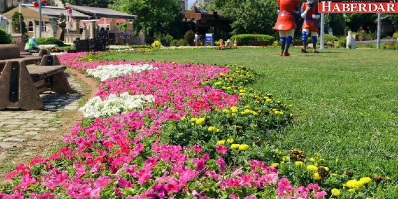 Büyükçekmece, botanik bahçesi gibi