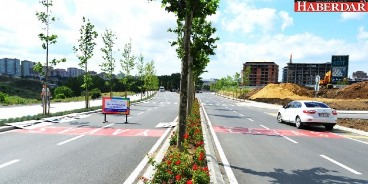 BEYLİKDÜZÜ’NDE ASFALTLAMA ÇALIŞMALARI HIZLANDI