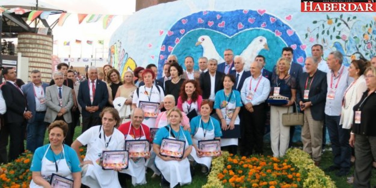 Büyükçekmece’den dünyaya barış mesajları gönderildi