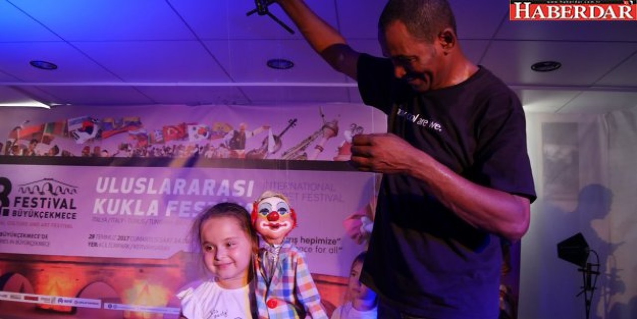 Büyükçekmece Kukla Festivali’ni çok sevdi