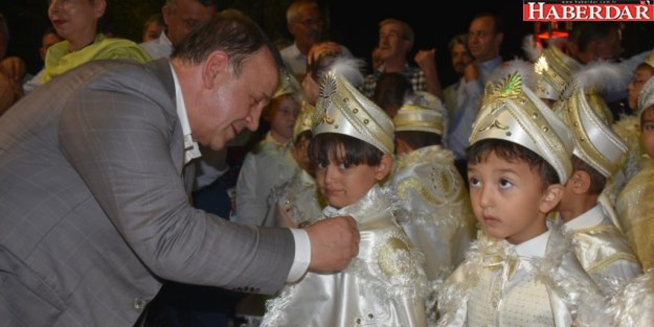 60 ÇOCUK ERKEKLİĞE İLK ADIMLARINI ATTI