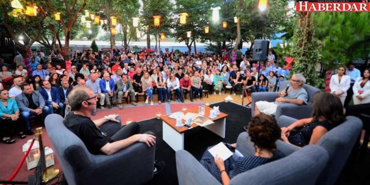 Hatırılardan mizaha, türkülerden danslara barış ve sevgi dopdolu