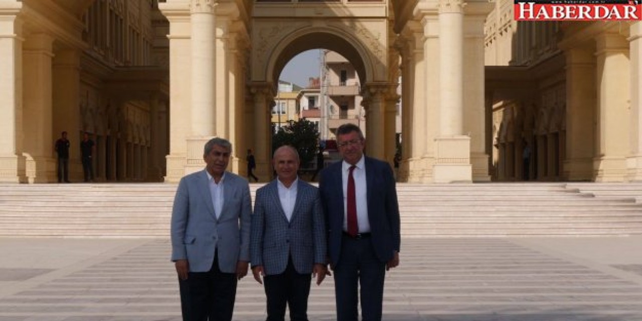 Yeni belediye binasına hayran kaldılar