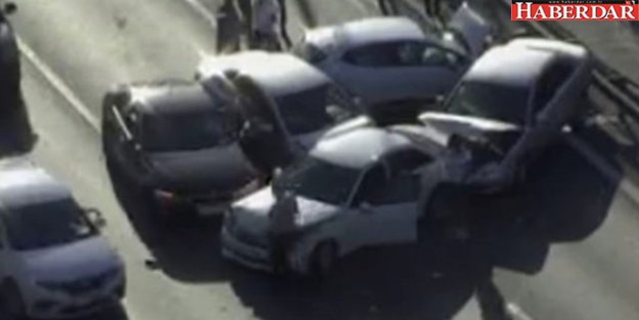 TEMde 5 Aracın Karıştığı Zincirleme Kaza! 2 Şerit Trafiğe Kapatıldı