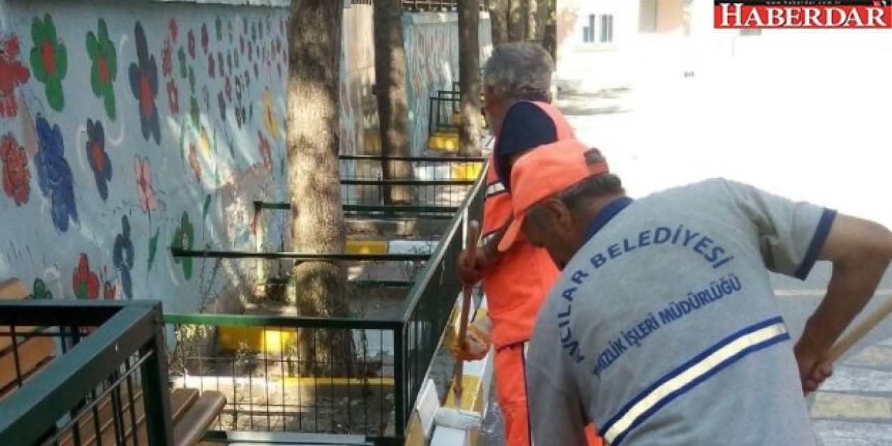 AVCILAR BELEDİYESİ OKULLARI YENİ DÖNEME HAZIRLIYOR