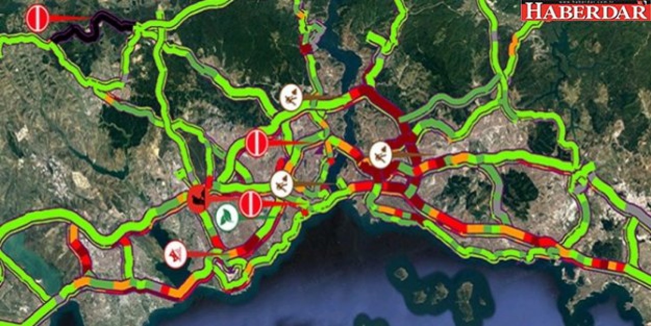 Köprüdeki çalışma trafiği felç etti