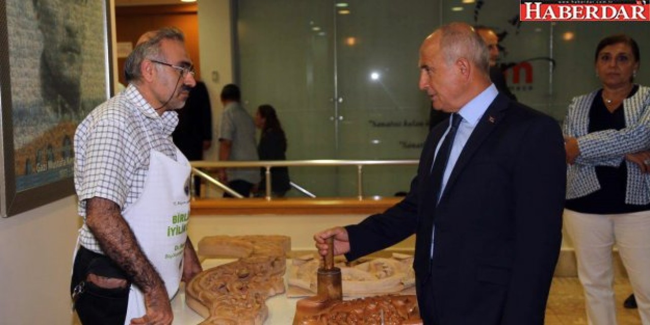 Akgün: Alışveriş merkezleri esnafımızı vurdu