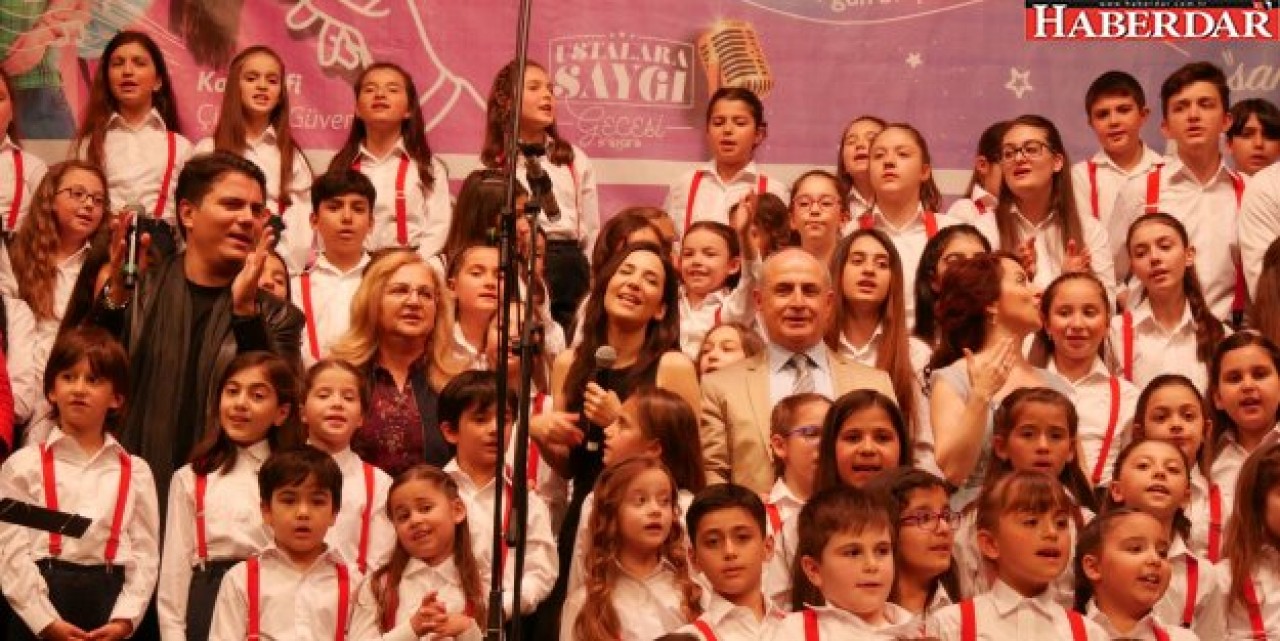 Suat Suna geleceğin müzisyenlerini yetiştiriyor