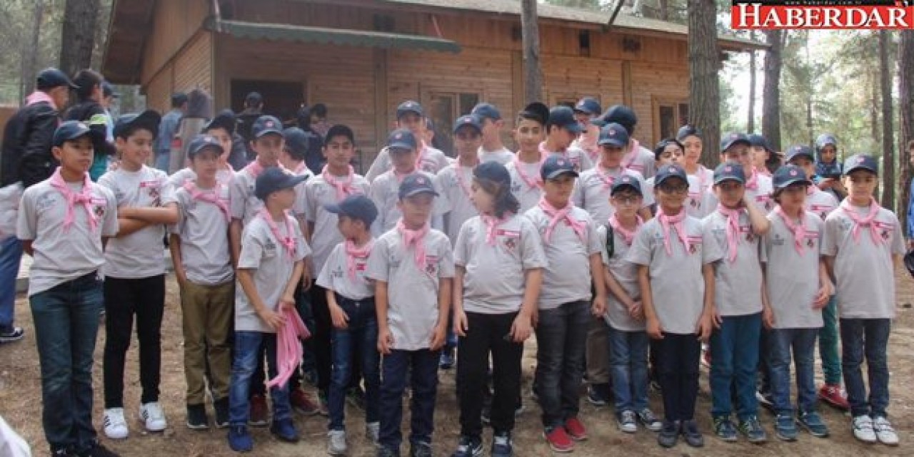 ÇOCUKLAR GÜLSÜN Kİ GELECEK AYDINLANSIN