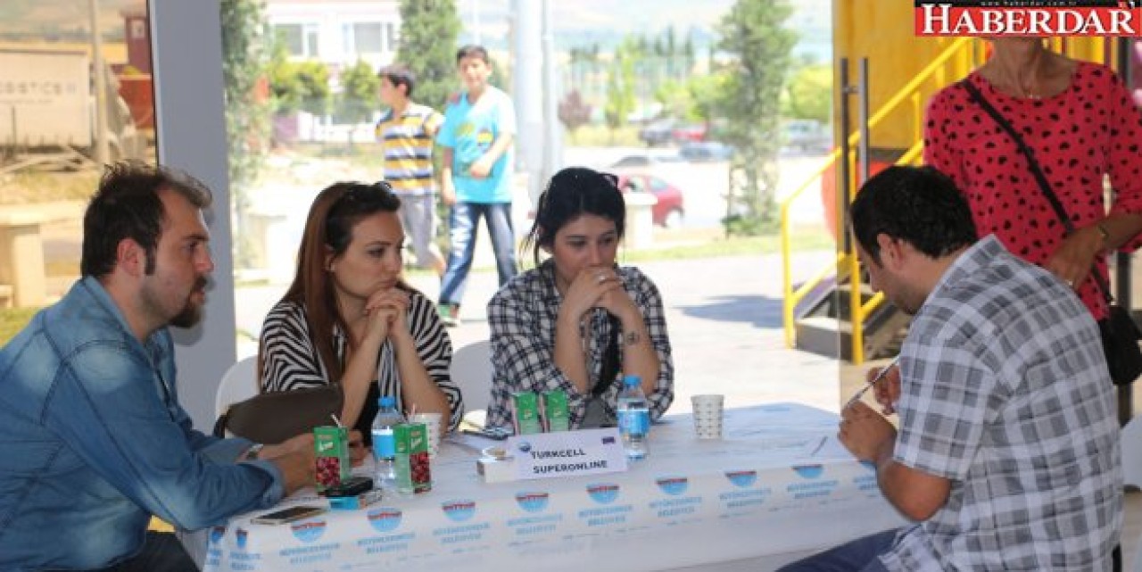 Hasan Akgün: Gençlere acilen iş bulmalıyız!