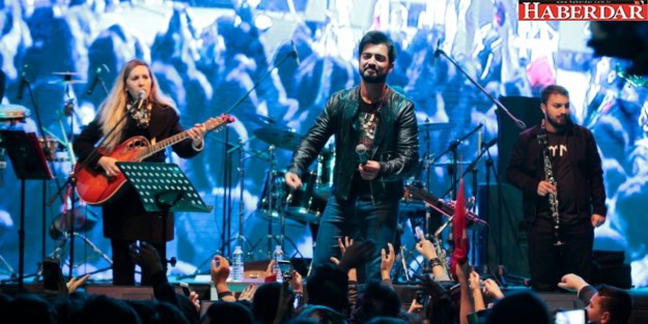 YUSUF GÜNEY’DEN CUMHURİYET BAYRAMI KONSERİ