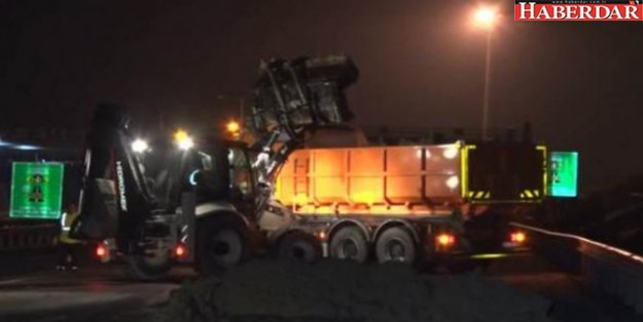 TEMde hafriyat kamyonunun damperi açılınca...