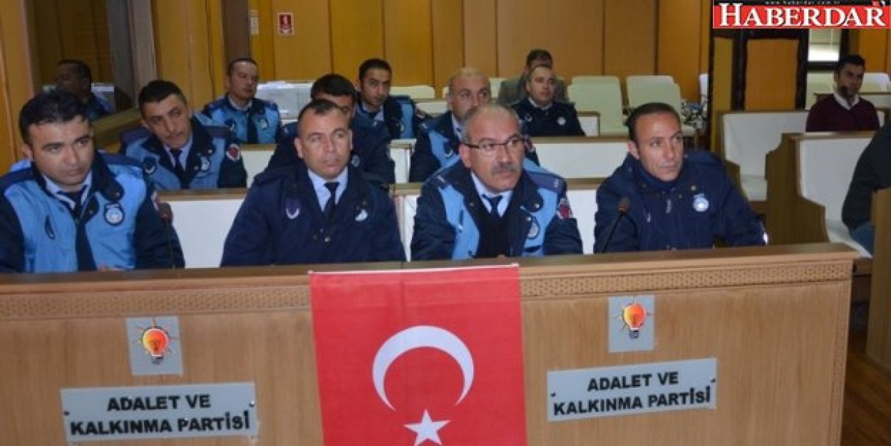 Belediye personeline Mevzuat Eğitimi semineri verildi