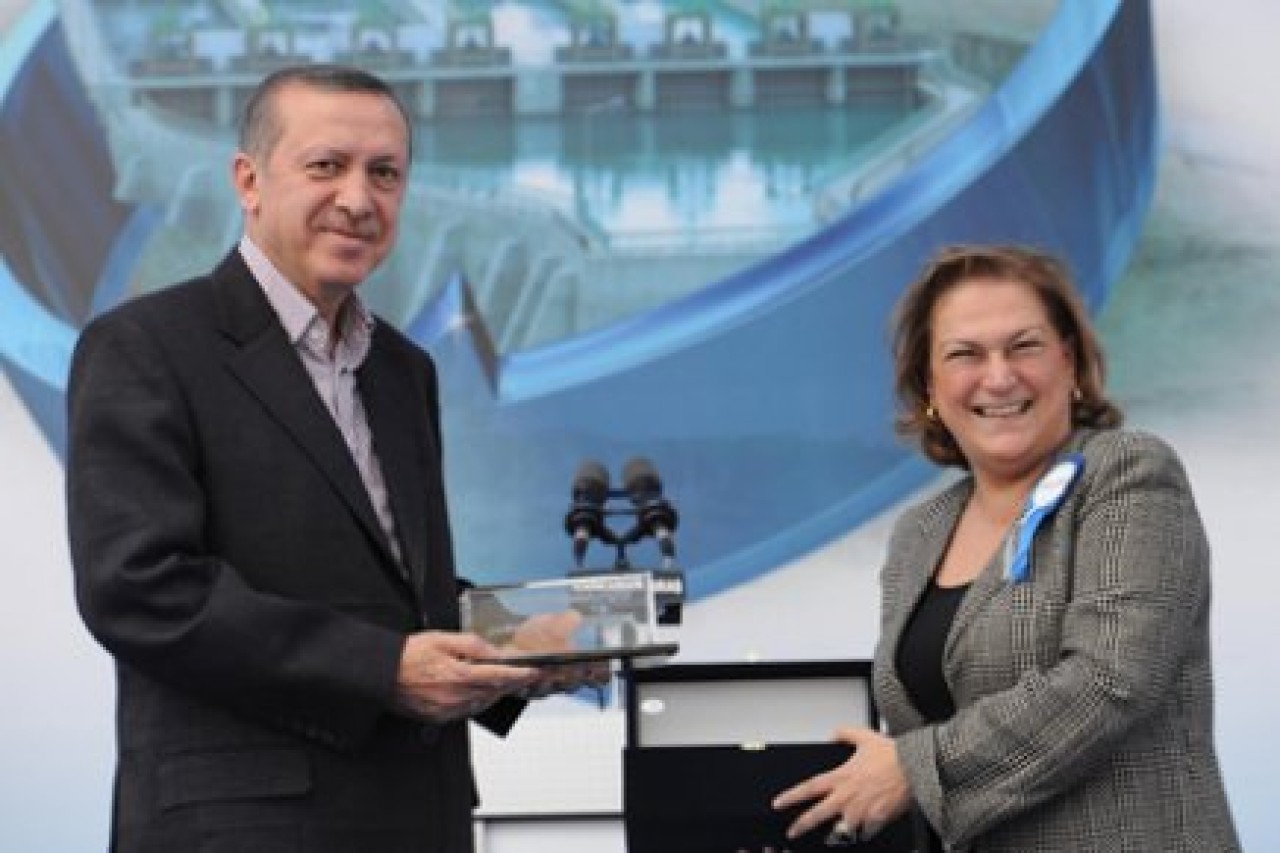 Riski var diye arabaya binmeyecek miyiz?