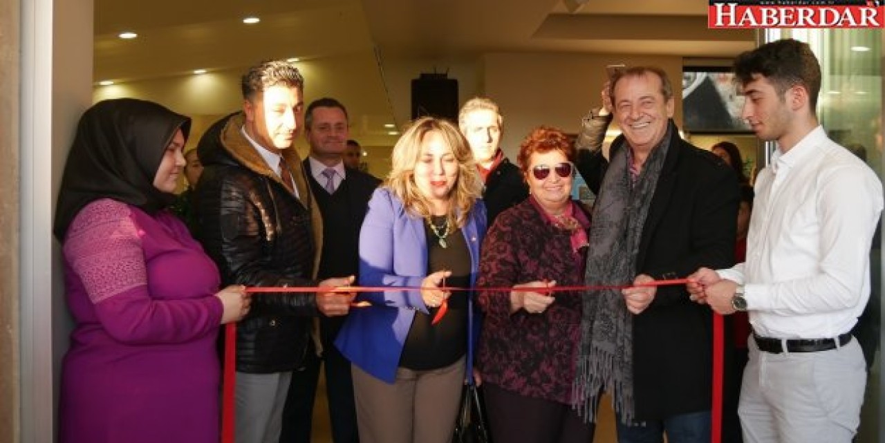 Sanatçı farklı bakar