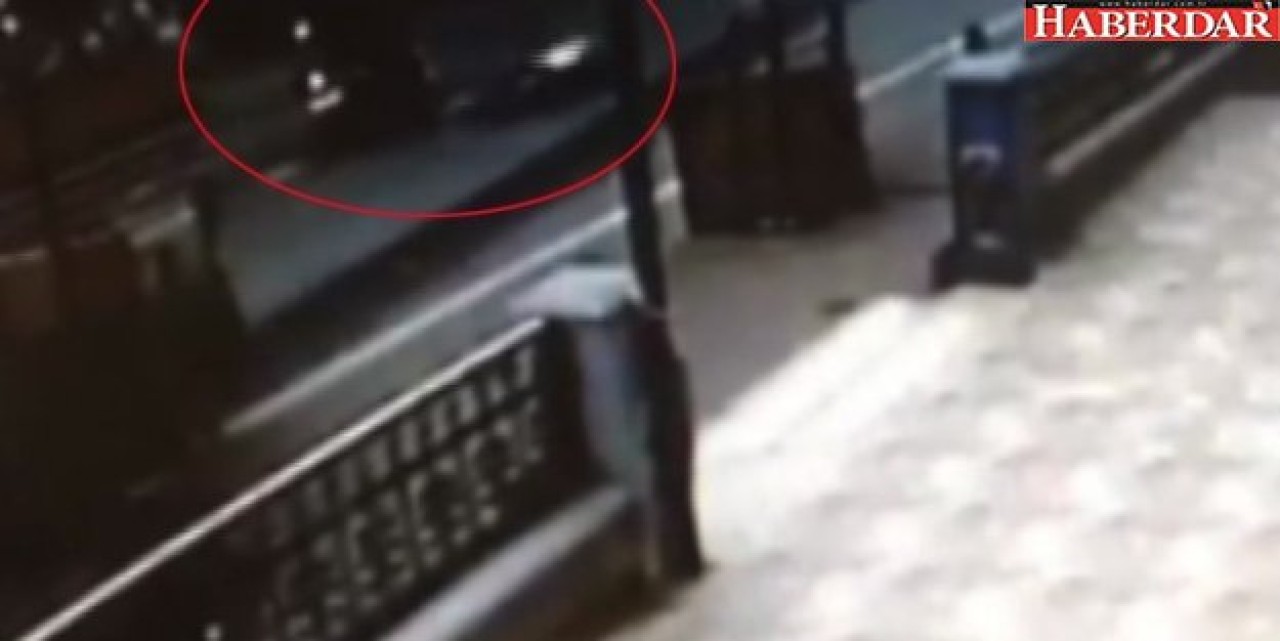 Motosiklet Sürücüsünün Engelli Gence Çarpması Kamerada