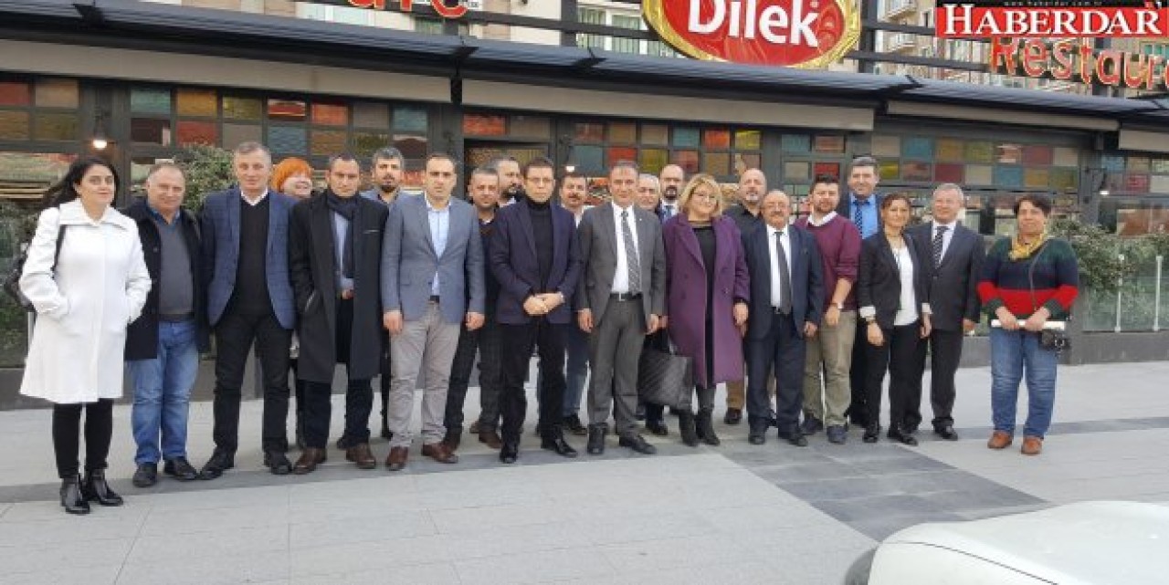 CHP Esenyurt İlçe Yönetimi Yerel Basınla buluştu