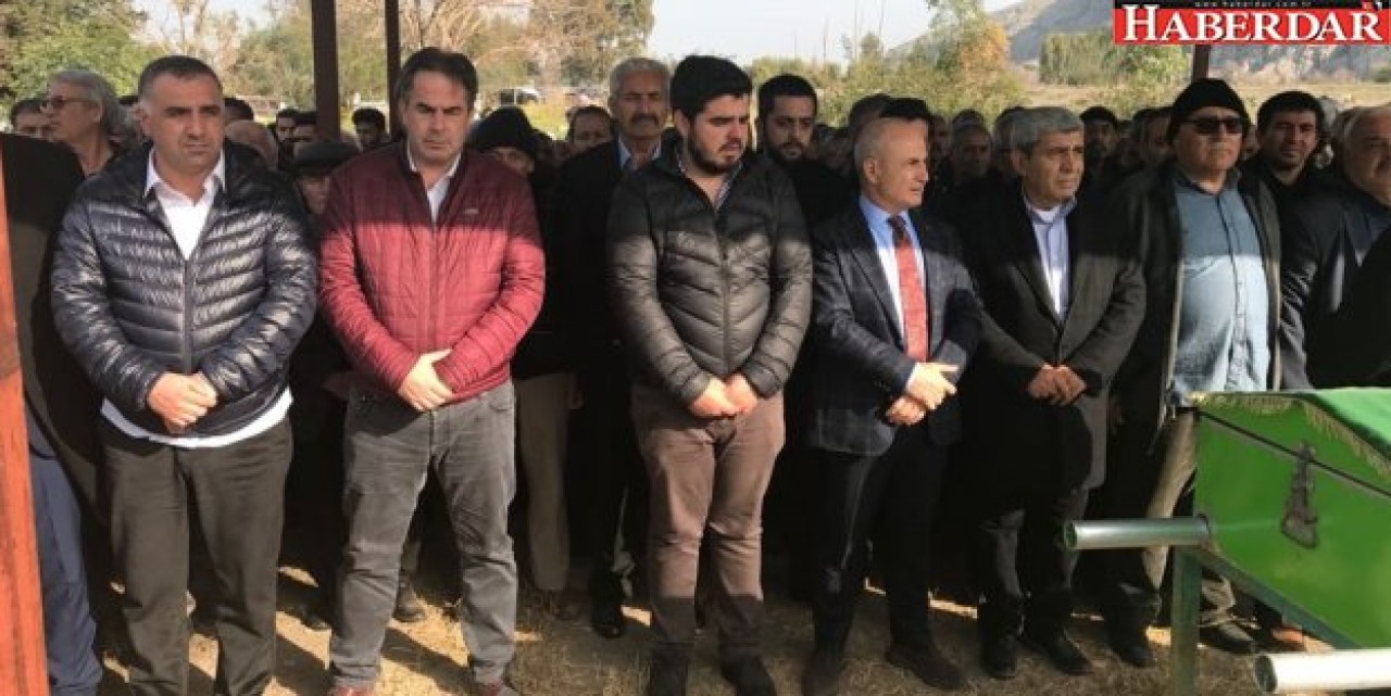 Başkan Akgün acı gününde Altunok’u yalnız bırakmadı