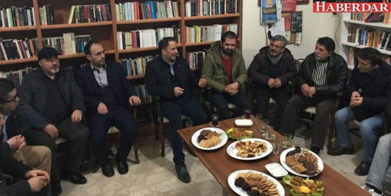 CHPden Esenyurt Halkevi’ne destek ziyareti