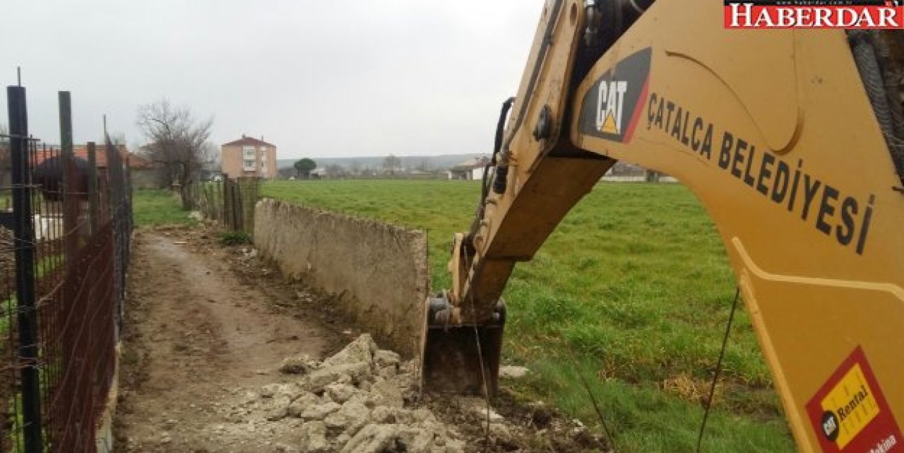 Fen İşleri gece gündüz demeden çalışıyor