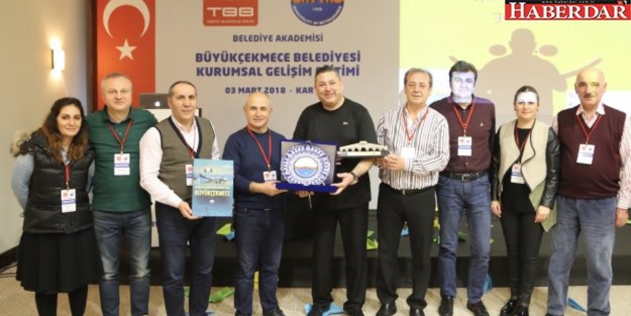 Akgün: Hizmet kalitesini ve motivasyonu arttırır