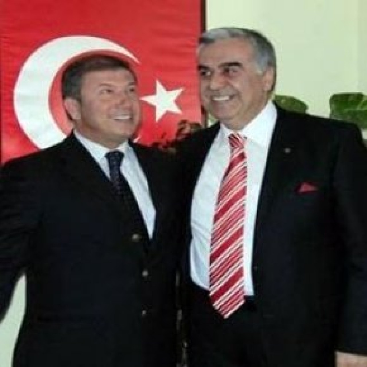 AK Partili Akay: Partimize mahalle baskısı var