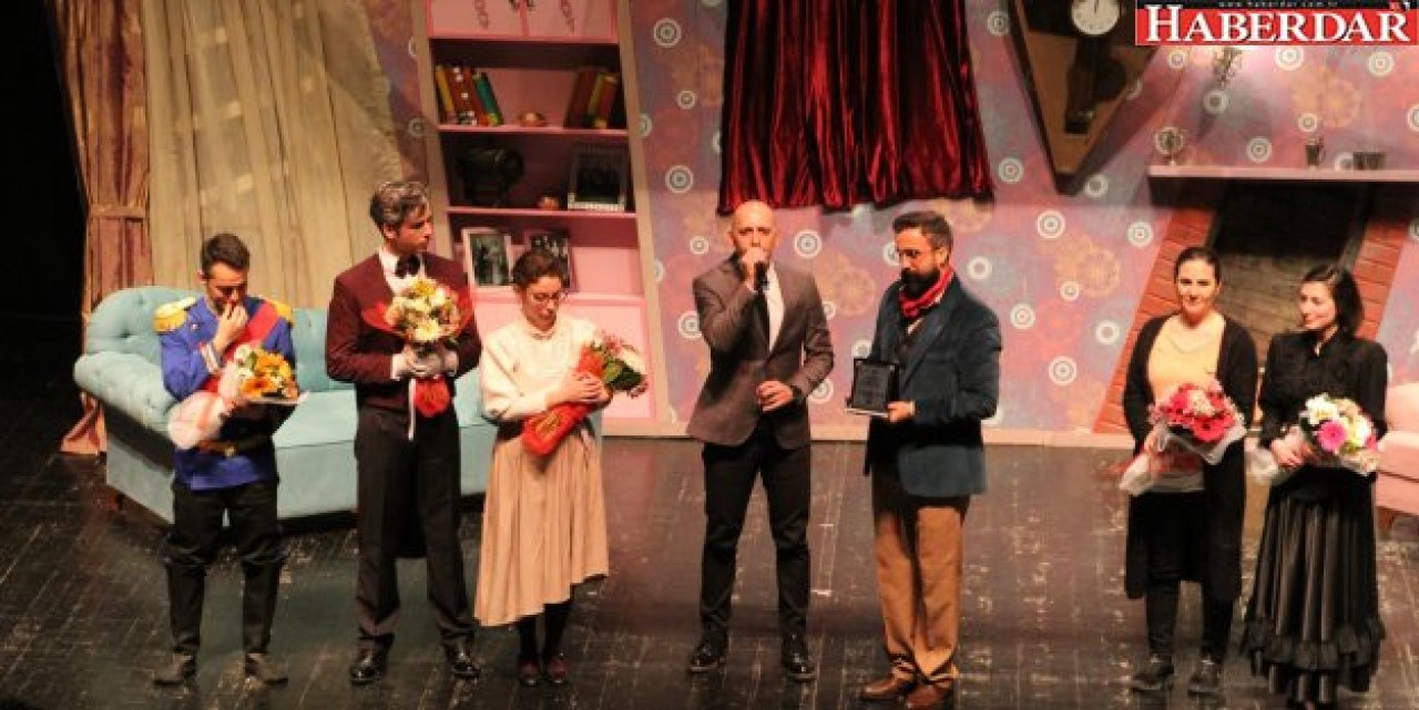 AVCILAR’DA TİYATRO FESTİVALİ