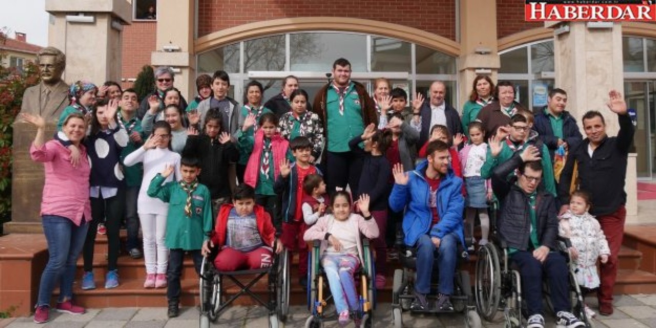Engelli çocuklar “Rafadan Tayfa” da buluştu