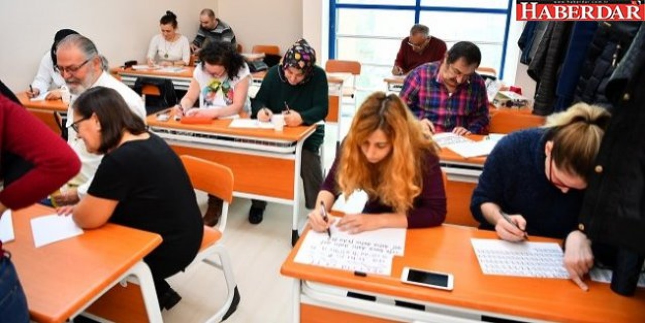 Beylikdüzünde yüzlerce vatandaş kurs alıyor