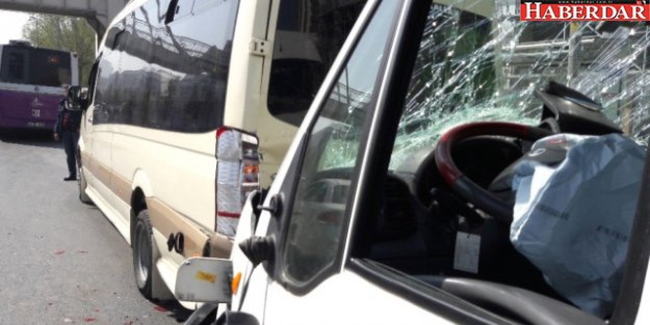 Esenyurtta Yolcu Minibüsü Kaza Yaptı: 1i Ağır 5 Yaralı