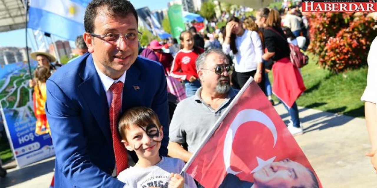 23 NİSAN BEYLİKDÜZÜNDE DOYASIYA KUTLANDI