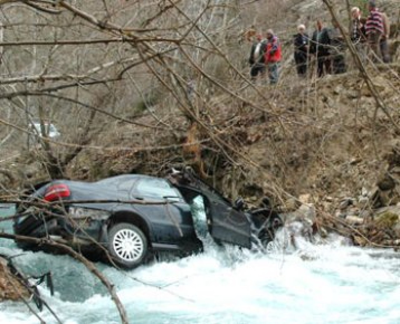 Derede kayboldular!..
