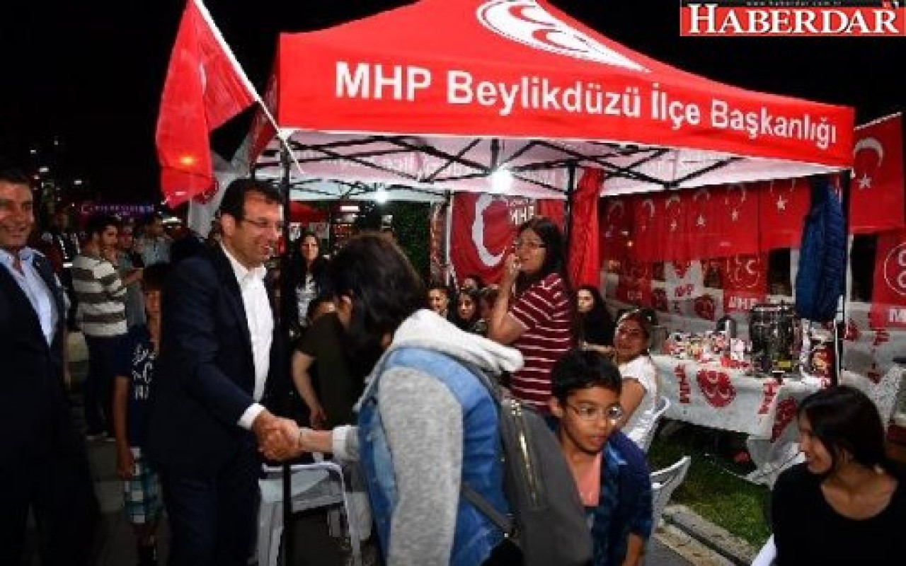 Beylikdüzünde Demokrasi Şöleni