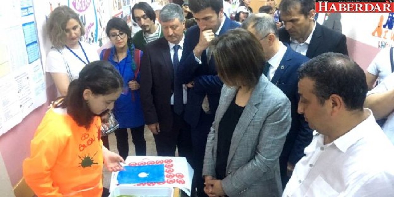 İTO Ortaokulu “İngilizce Festivali” düzenledi