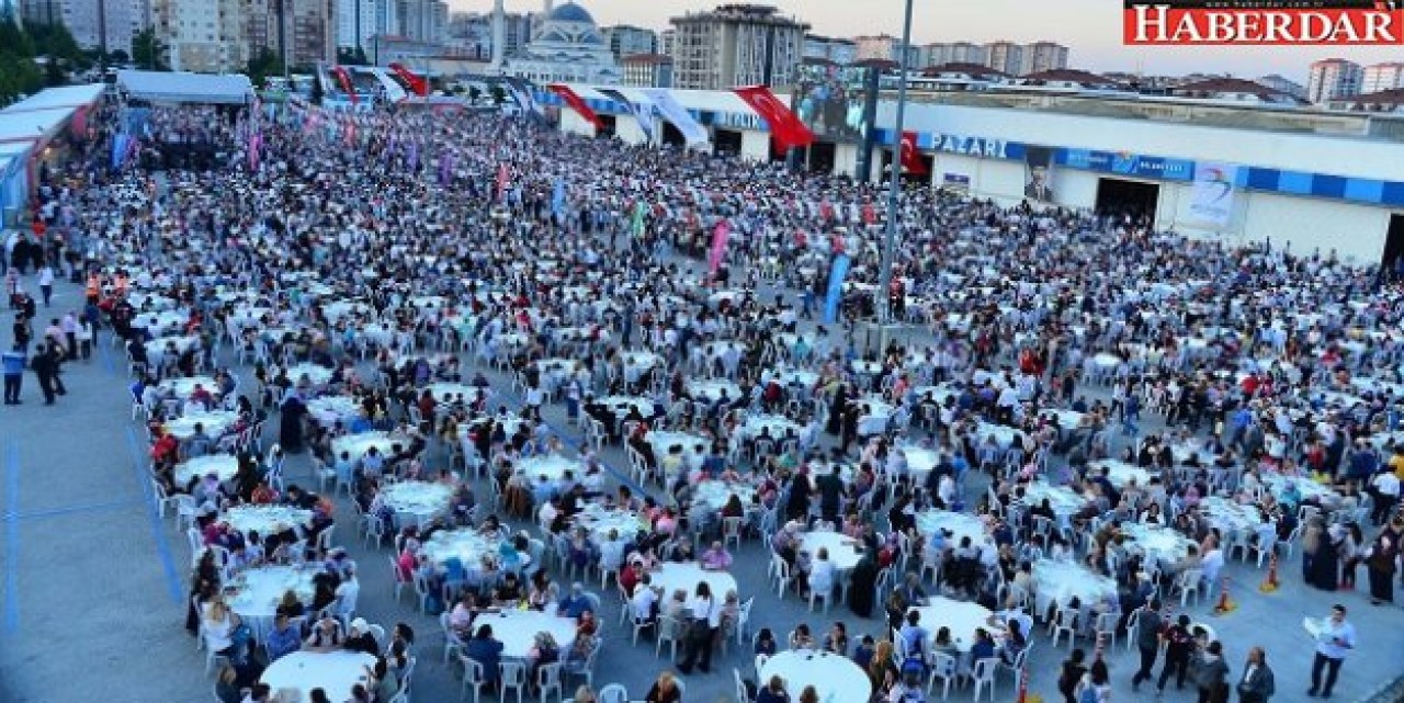 İnce Kadir Gecesi Beylikdüzünde iftara katılacak