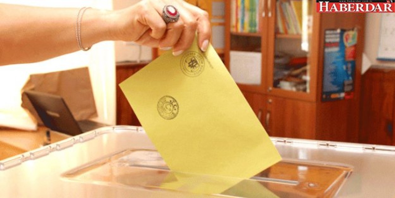 Düzcede 4 Bin Geçersiz Oy Çıkınca AK Parti İtiraz Etti, Oylar Yeniden Sayılıyor