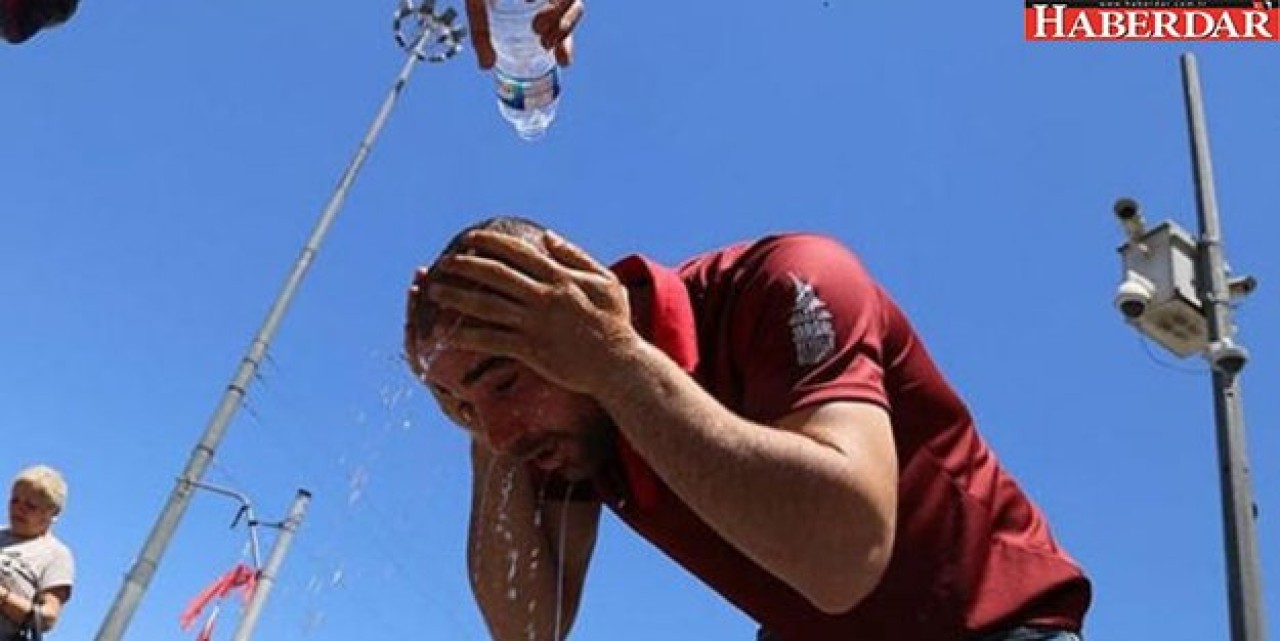 Antalya sıcaktan kavruluyor! Gece sıcaklığı bile 35 dereceye yaklaştı